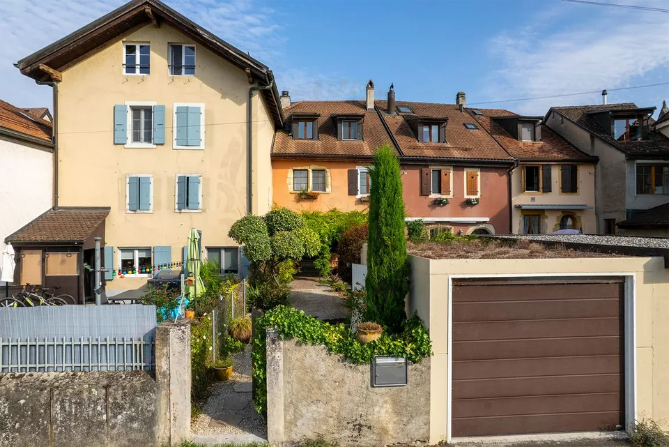 Maison villageoise avec cachet à 100 m du port de Concise