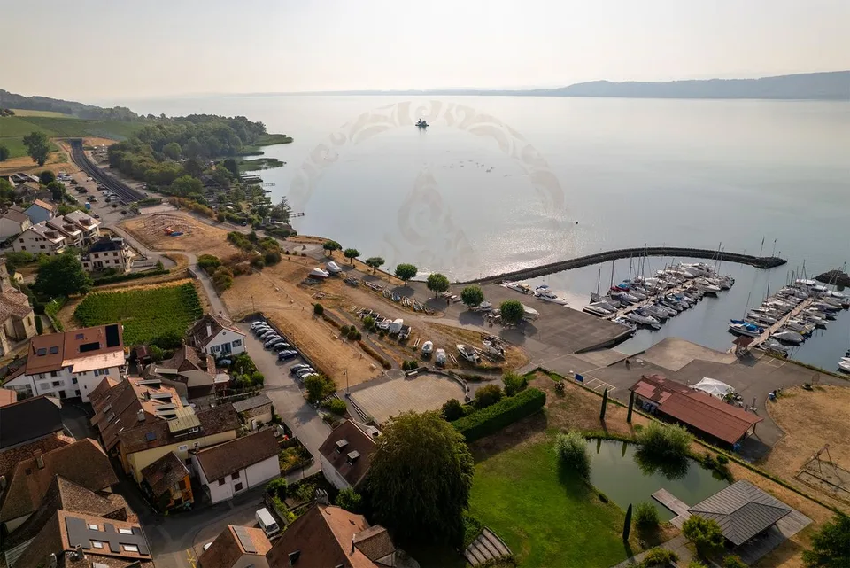 Dorfhaus mit Charakter 100 m vom Hafen von Concise
