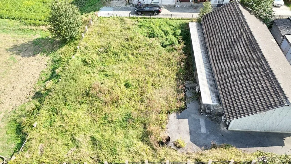 Fabbrica con 2 appartamenti in vendita a Courfaivre