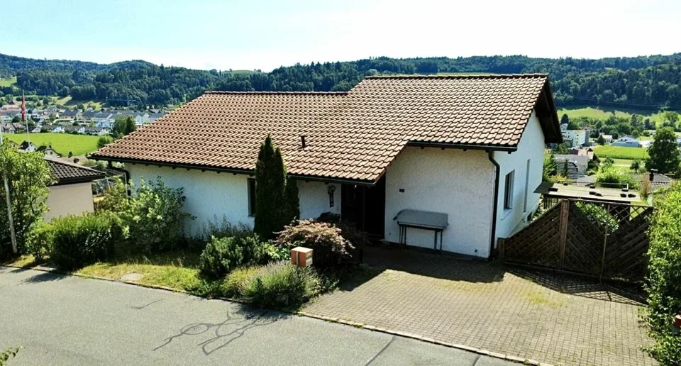 Maison individuelle dans un endroit calme avec une vue lointaine!