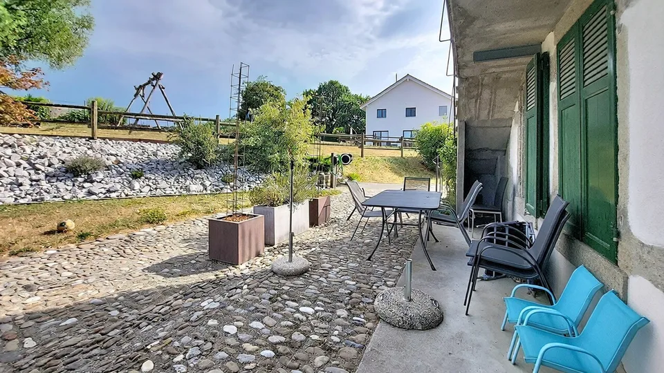 Appartamento di 5.5 locali di circa 122 m2 situato al piano terra
