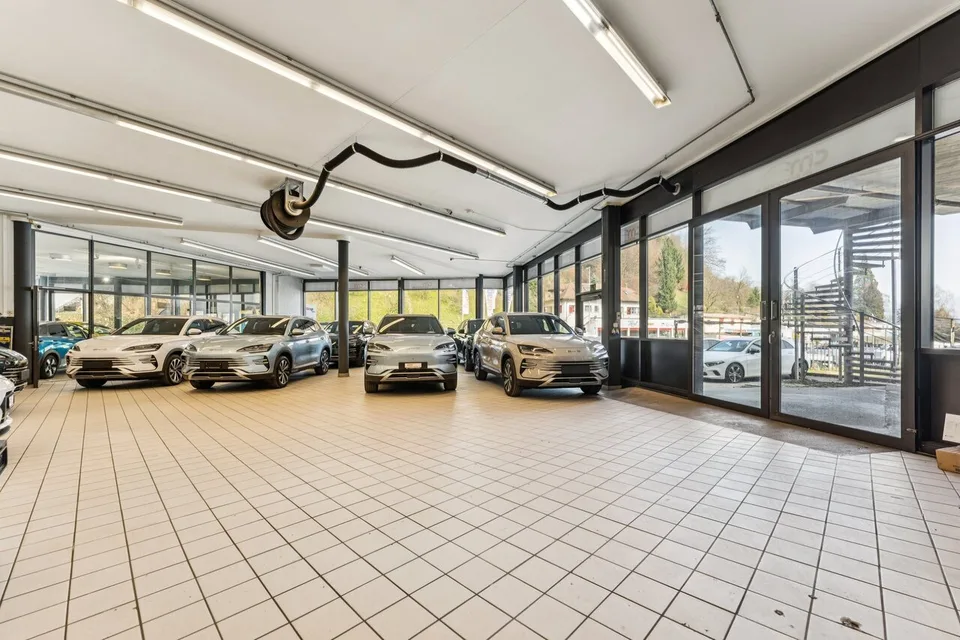 Verkaufsfläche/Showroom zum Vermieten!