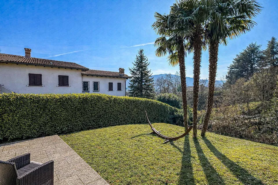 Haus mit Garten in Stabio