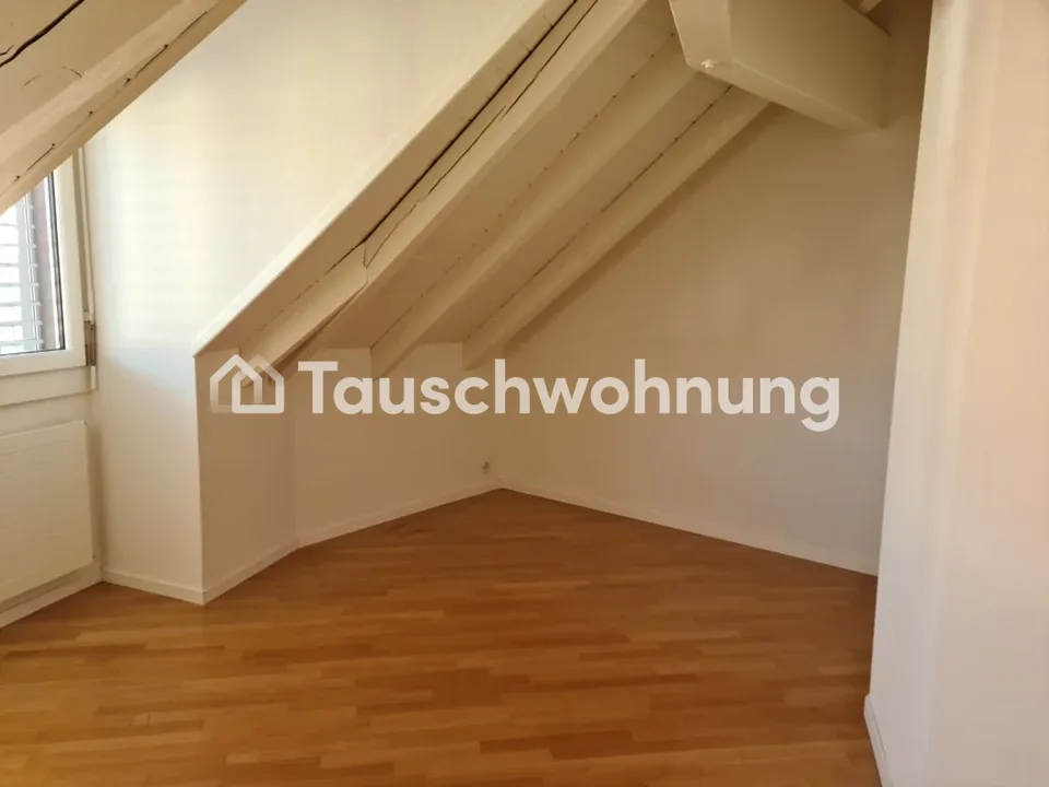 Zurich, District 6: 3.5-Room Attic Apartment, 65 m²