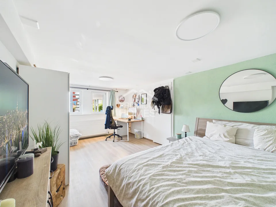 WO KINDERLACHEN ZU HAUSE IST