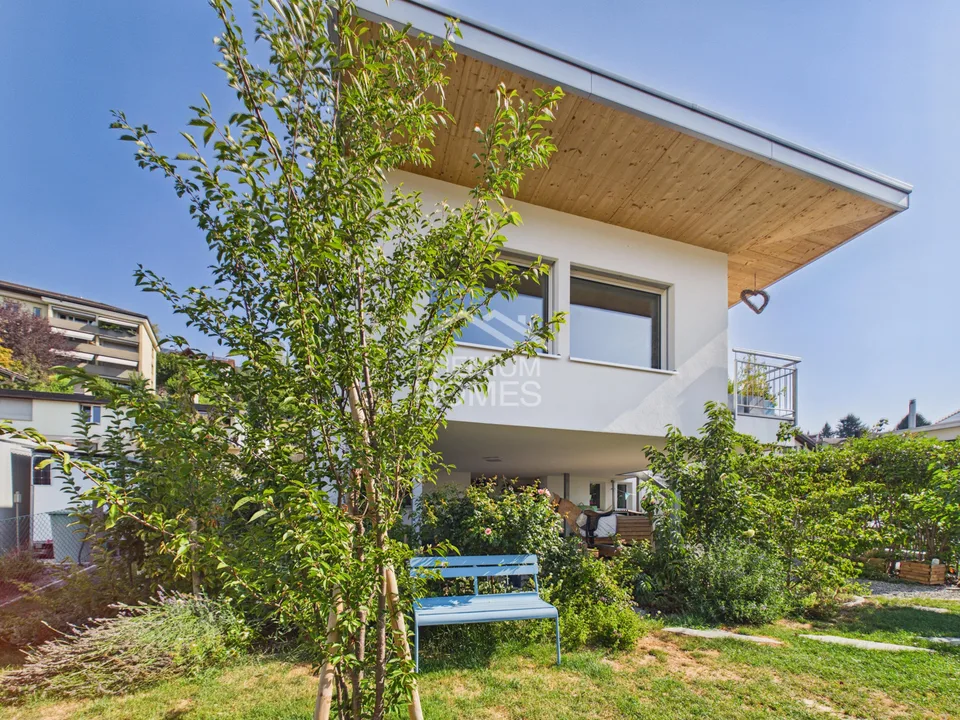WO KINDERLACHEN ZU HAUSE IST