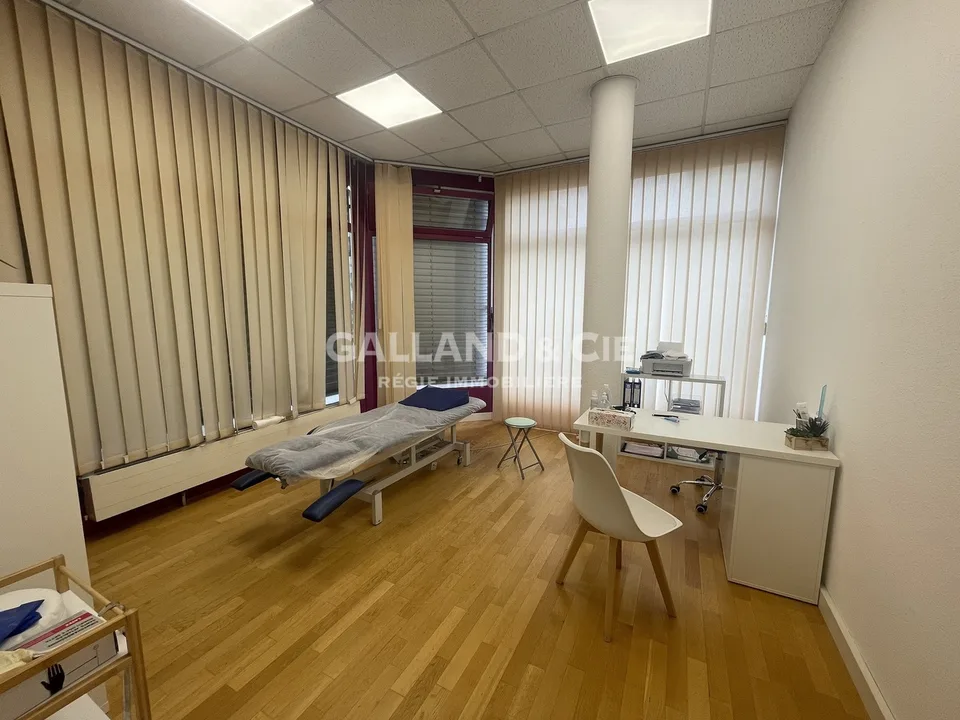 Commercial premises on the ground floor.