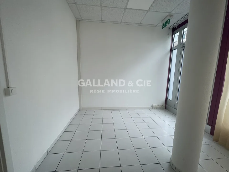 Commercial premises on the ground floor.