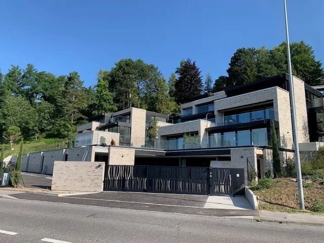 Schönes 3.5-Zimmer-Apartment mit schönem Seeblick und Bergblick