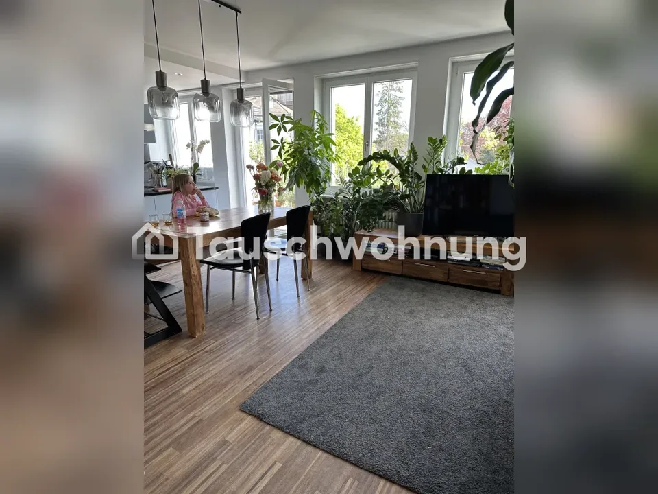 Moderne sonnige 4.5 gegen 5.5 in 8032