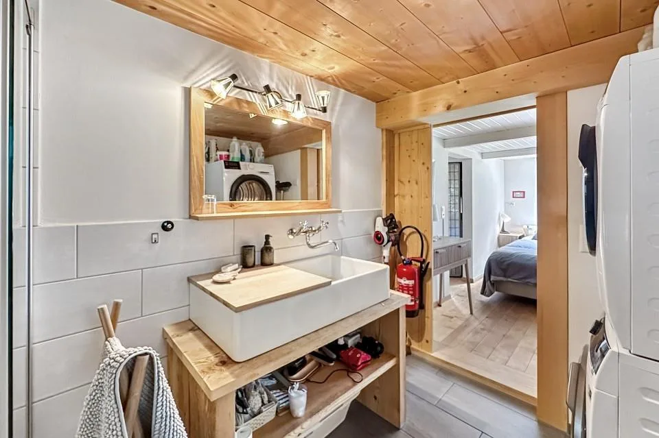 Un Bijou dans les Montagnes : Maison Résidentielle Rénovée avec Amour avec Charme Unique & Possibilité de B&B