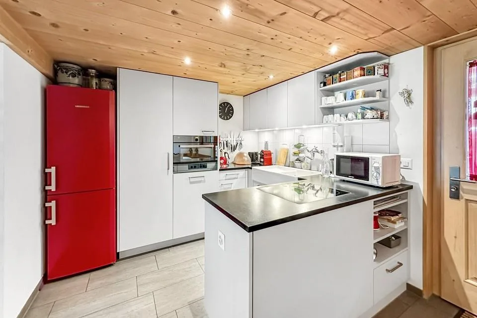 Un Bijou dans les Montagnes : Maison Résidentielle Rénovée avec Amour avec Charme Unique & Possibilité de B&B