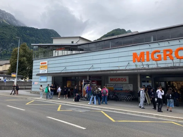 Grosszügige Gewerbefläche im Migros Center Niederurnen