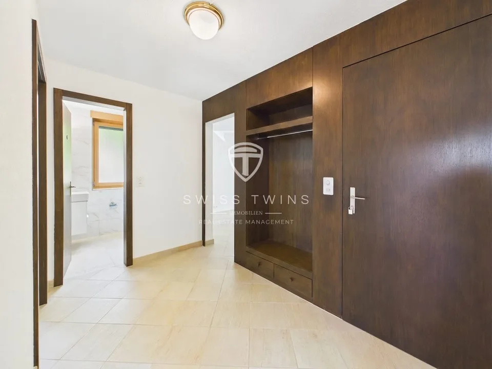 6.5-room apartment with 180 m² terrace in Stallikon