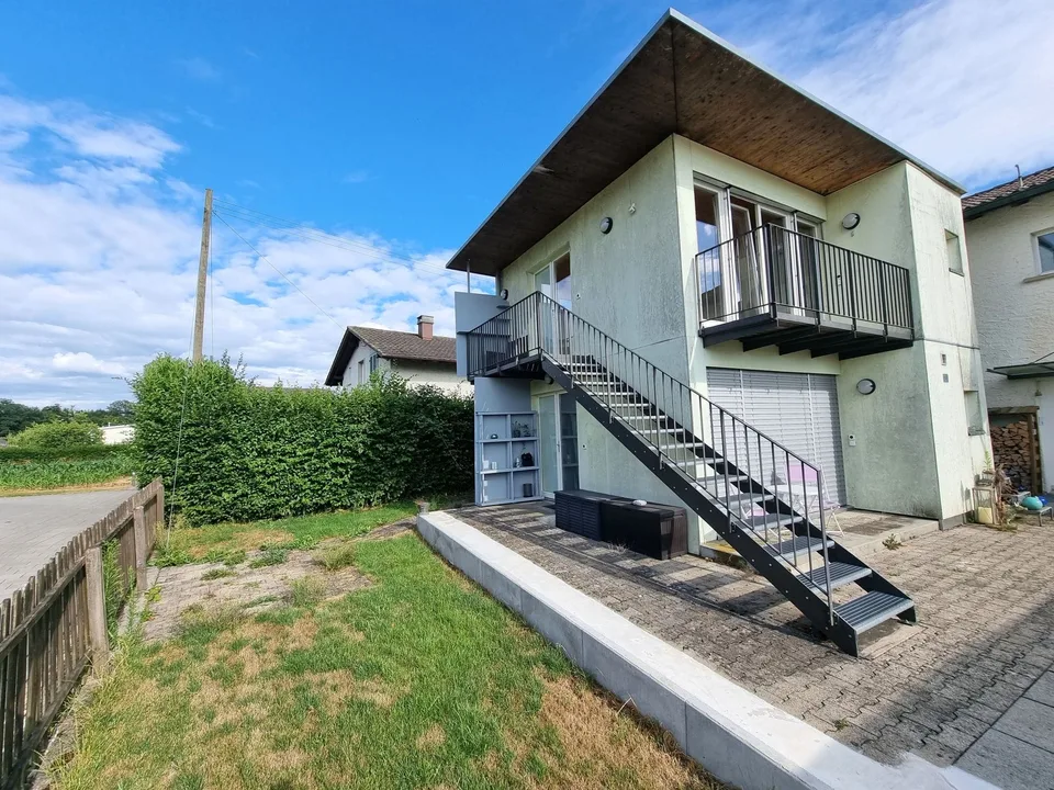 Bright 1-room studio with balcony for rent in Wolfwil