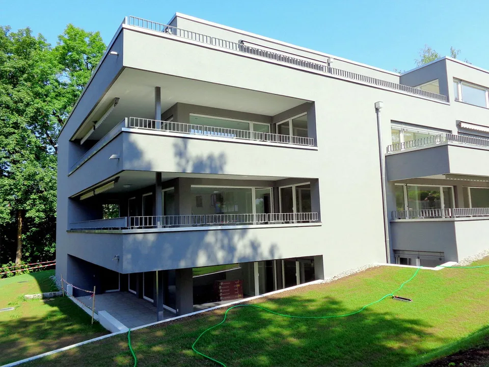 schöne Wohnung in Höngg