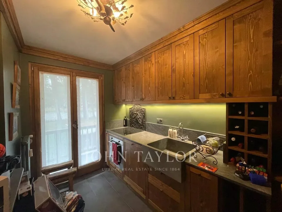 5.5 Room Apartment