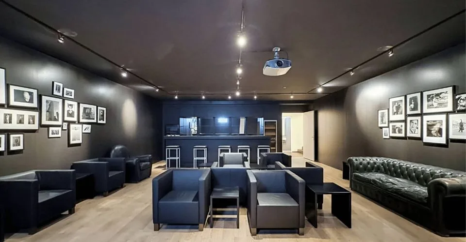 EXCLUSIF - LAKE House OFFICE : Immeuble de prestige