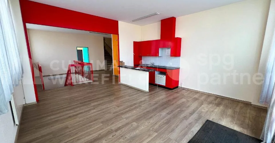 Atelier, showroom et bureaux - 940 m² | SATIGNY–ZIMEYSA