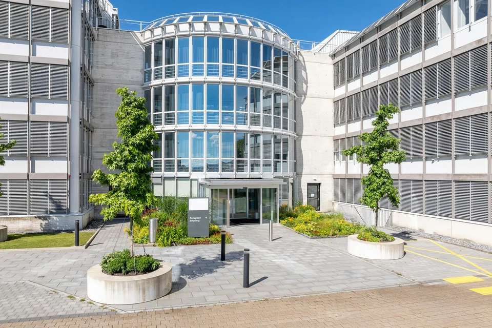 Stanco del lavoro da casa? Spazi per uffici a partire da 12 m² con atmosfera da campus