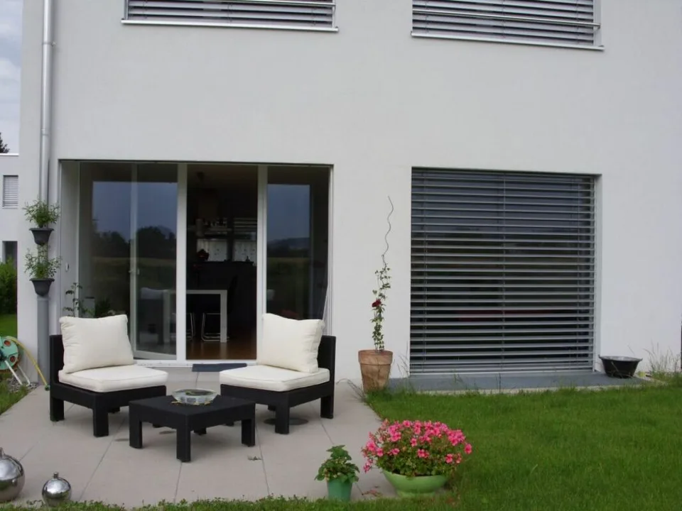 Wohlfühlen leicht gemacht - schönes Doppeleinfamilienhaus mit Garten
