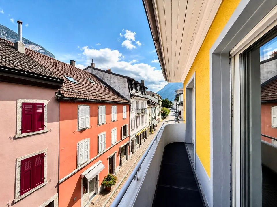 EDIFICIO DI REDDITO NEL CUORE DELLA CITTÀ DI ST-MAURICE