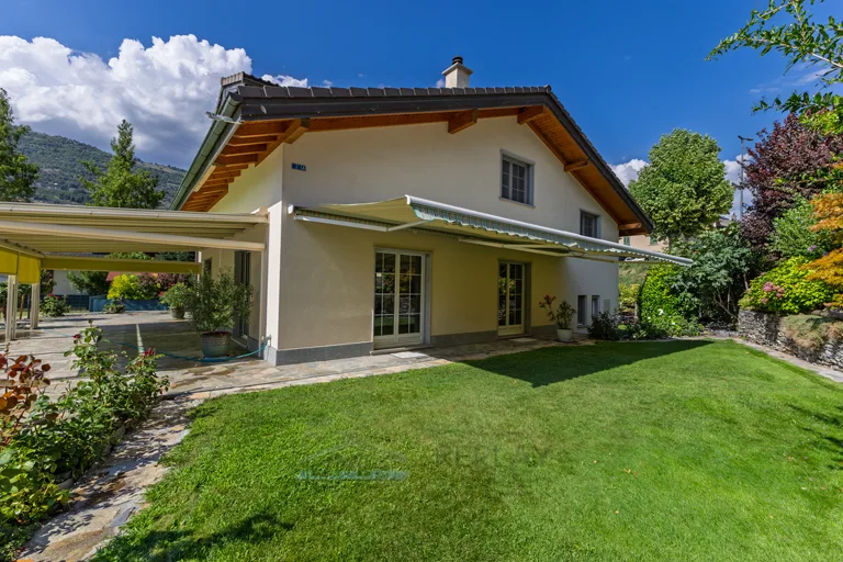 Prächtige 6.5-Zimmer-Villa in Granges VS – sofort verfügbar