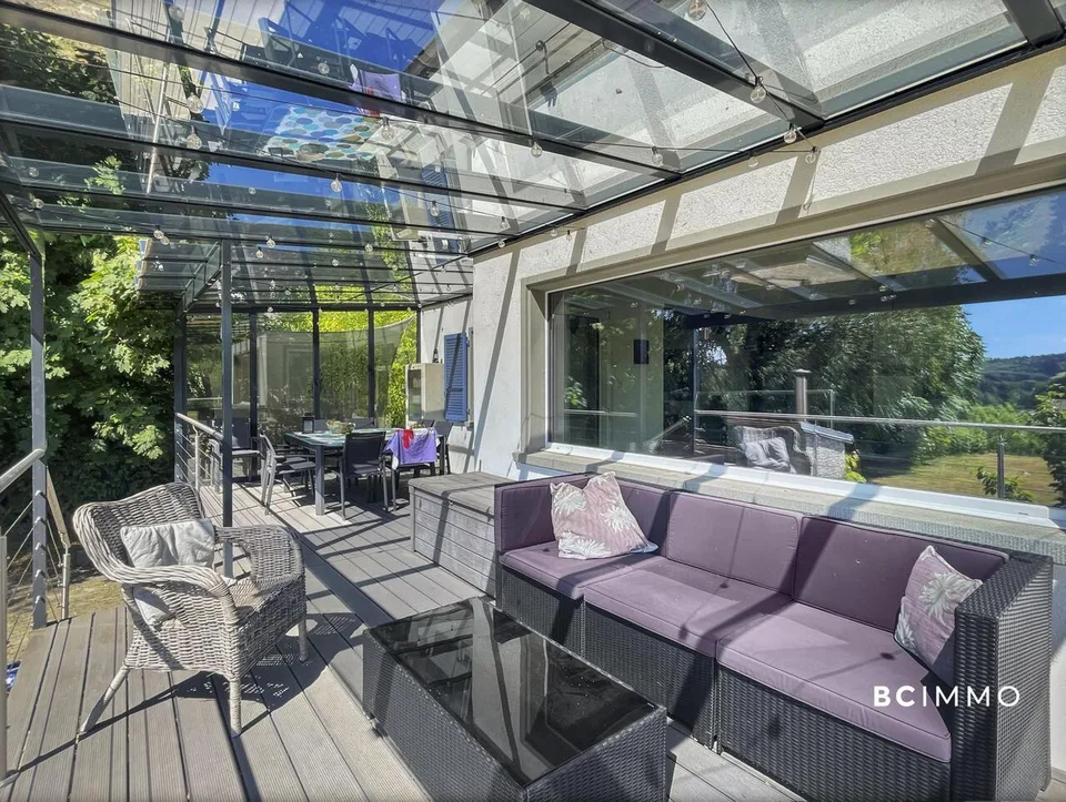 Bourgeoise Villa, die Charme und Komfort vereint