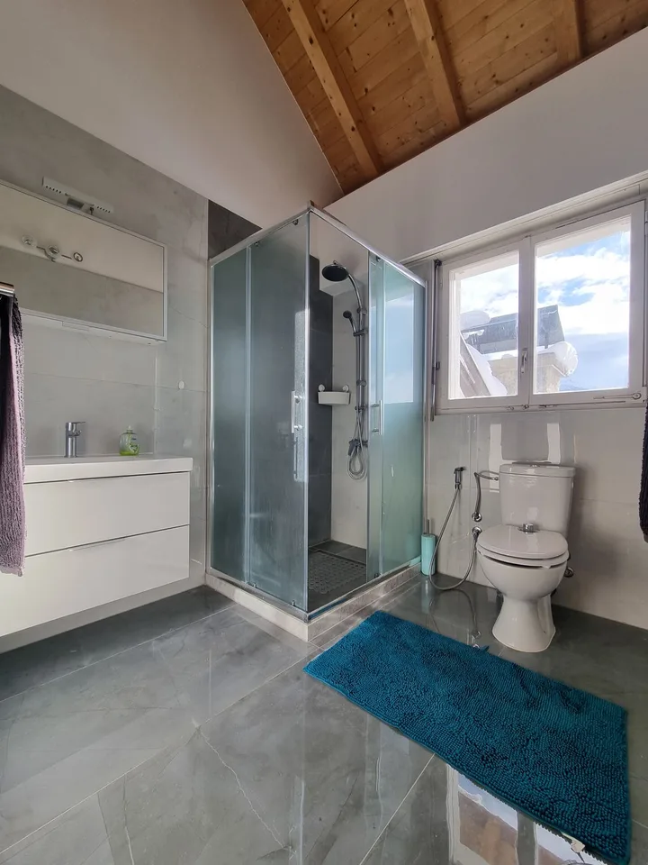 Casa completamente ristrutturata a Bluche - Solo 10 minuti in auto da Crans-Montana / Ref. 1007-652