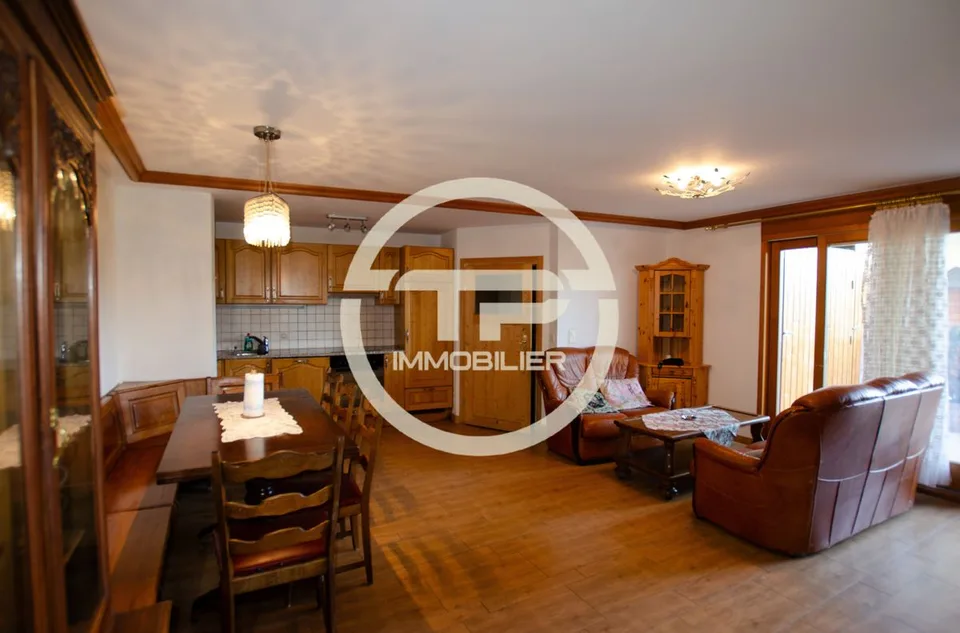 Exceptional 3.5-room apartment with panoramic view on the garden level in the center of Montana