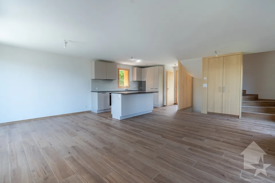 A 20 minutes de Monthey chalet NEUF disponible de suite et garanti