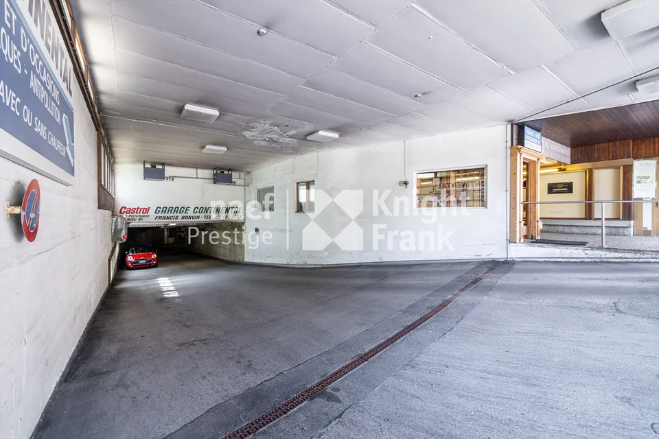 Parking Spaces at Garage Continental