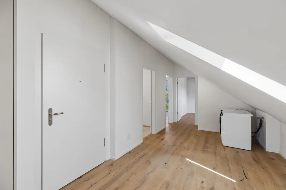 Attico moderno 3.5 locali - luminoso e accogliente