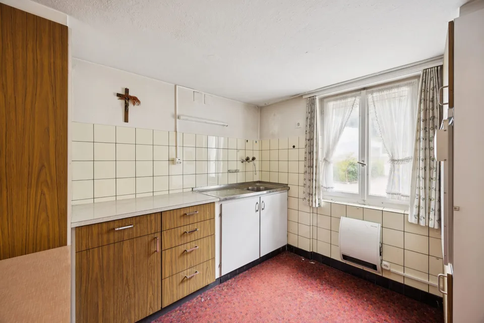 Grosszügiges 7-Zimmer-Haus in Leibstadt mit grosser Dachterrasse und viel Potenzial