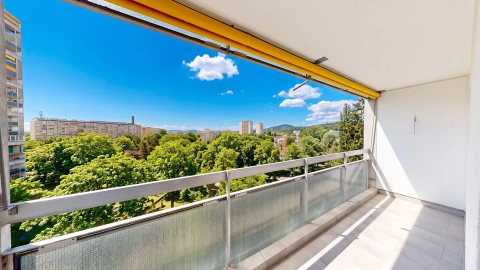 5.5-room apartment with 2 balconies, centrally located in Bern-Bümpliz