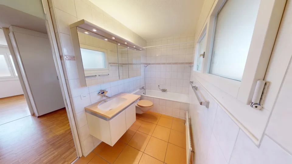 5.5-room apartment with 2 balconies, centrally located in Bern-Bümpliz