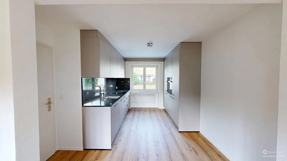 Frisch saniert - 4.5-Zi.-Reihenmittelhaus mit Garten und Terrasse