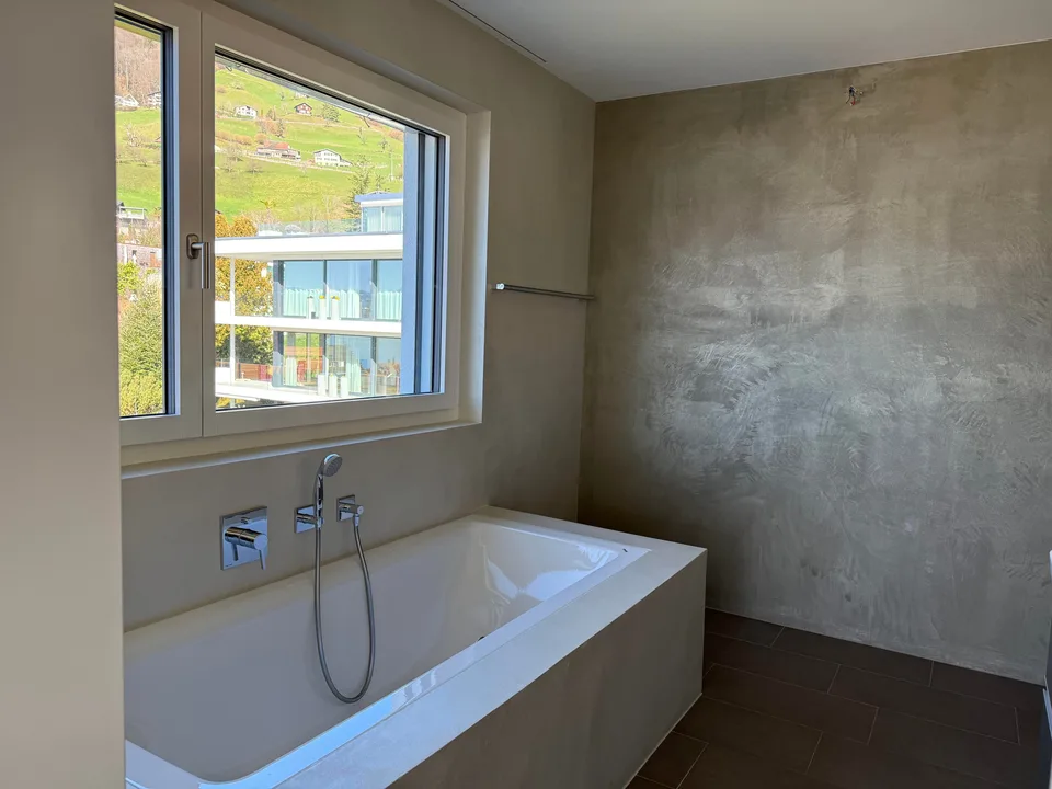 5.5-Zimmer-Maisonette mit unverbaubarer Seesicht, Gersau