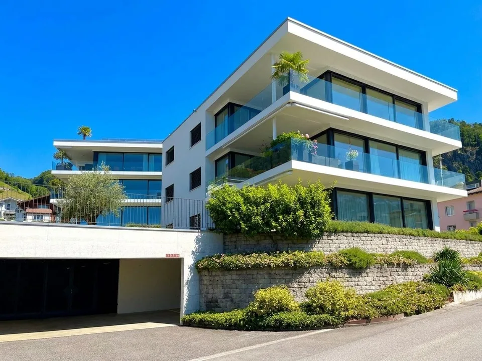 5.5-Zimmer-Maisonette mit unverbaubarer Seesicht, Gersau