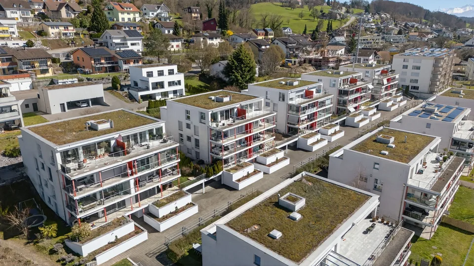 Sonnige 3.5-Zimmer-Gartenwohnung mit Balkon und grossem Gartensitzplatz