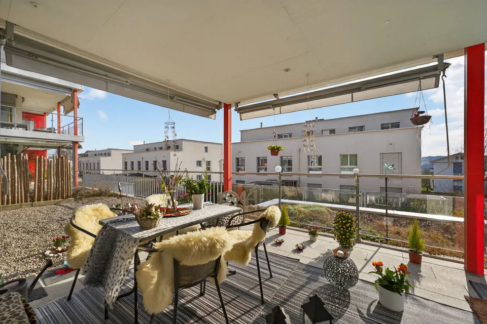 Sonnige 3.5-Zimmer-Gartenwohnung mit Balkon und grossem Gartensitzplatz