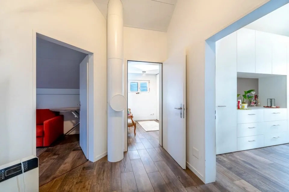 Grosszügiges 6.5-Zimmer Einfamilienhaus mit Einliegerwohnung - modernisiert