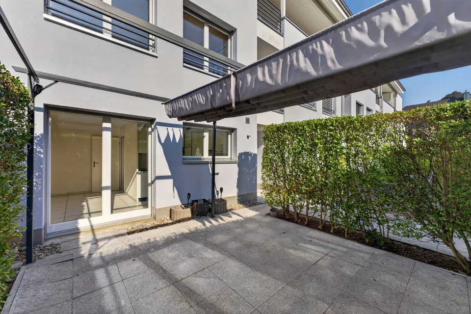Wohnen wie im Einfamilienhaus - exklusive 5.5-Zimmer-Garten-Maisonette mit sonnigem Privatgarten
