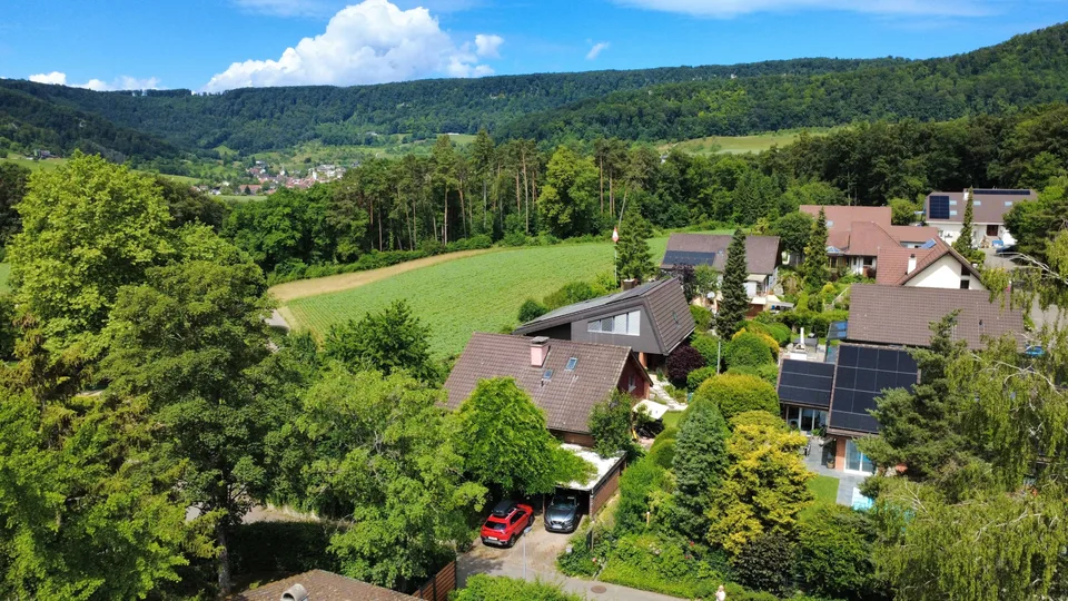 6.5-Zi.-Einfamilienhaus mit grossem Garten in Lupsingen