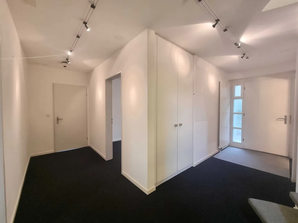 10-Zimmer-Villa mit Bergsicht und Wintergarten in Riehen kaufen