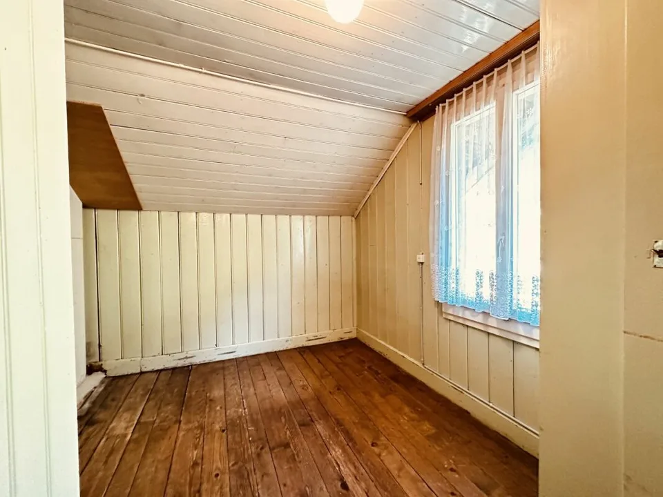 5-room single-family house with potential for more