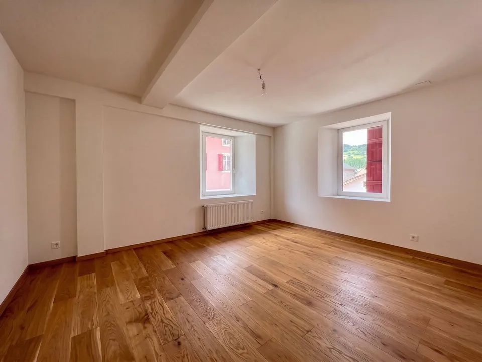 Apartment B - 2.5 rooms, with balcony - Pleasant setting in Couvet