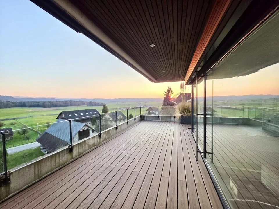 Maisonette-Attique exclusive avec de grandes terrasses et une vue fantastique