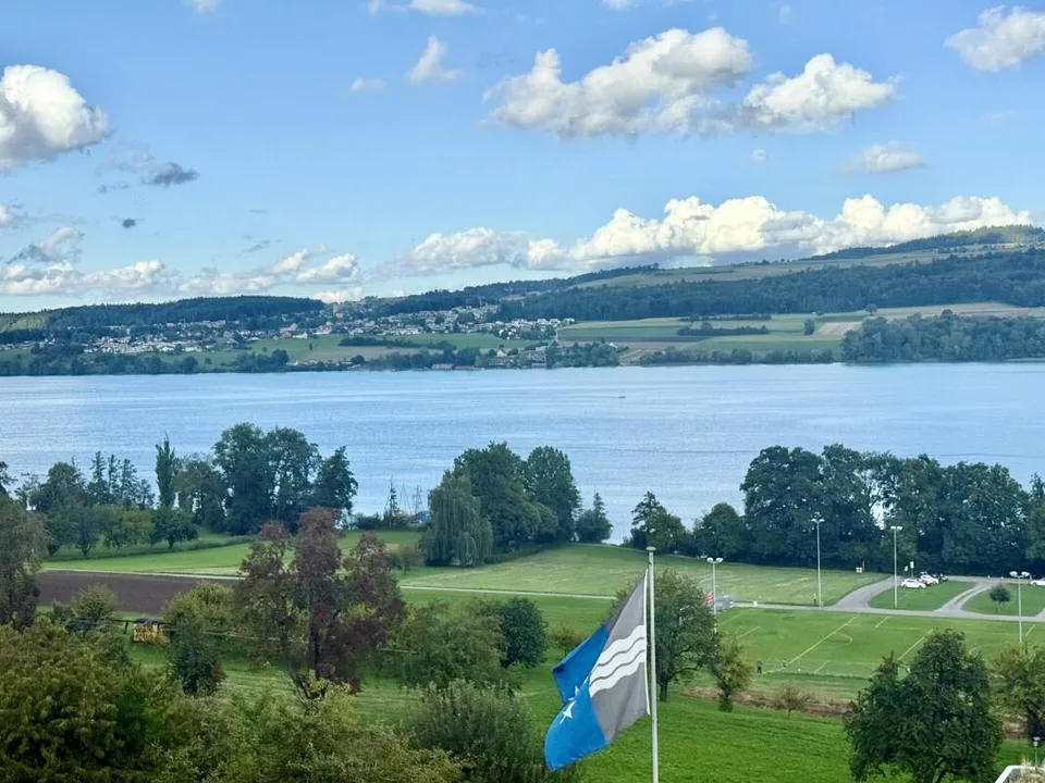 Einfamilienhaus mit Baulandreserve inkl. Neubauprojrekt-DEFH mit Traum-Seesicht