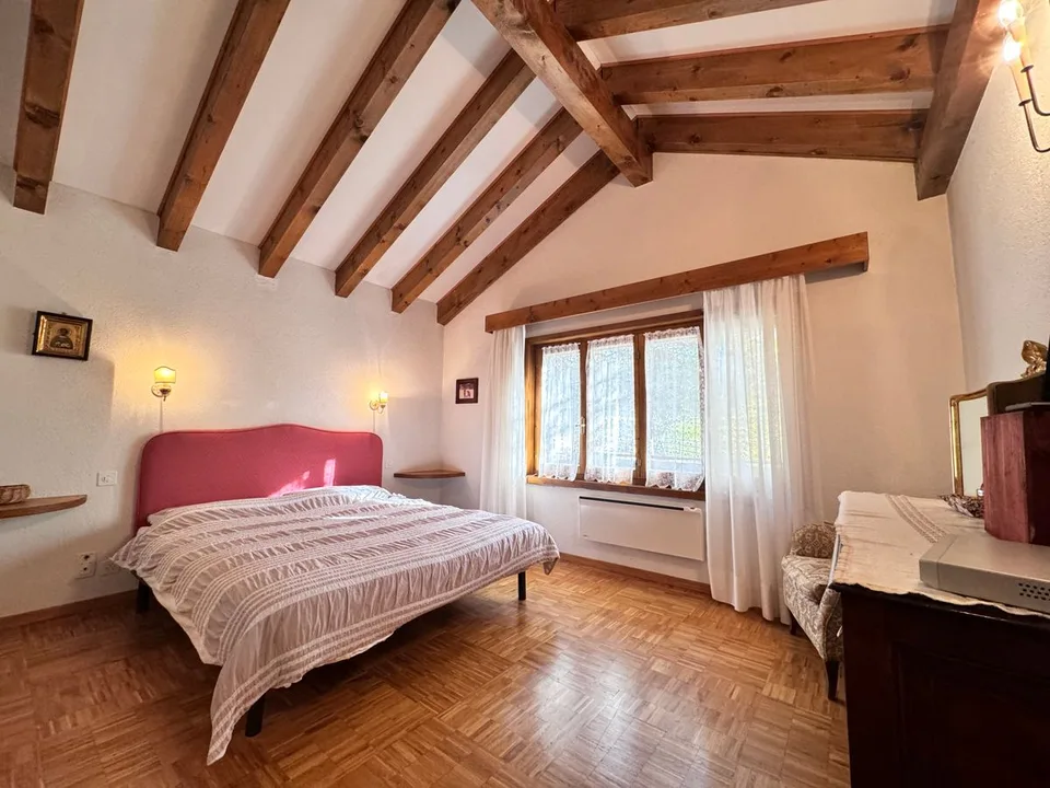 Außergewöhnliches Chalet mit unabhängigem Apartment in der Nähe des Golfplatzes Ballesteros / Ref. 1007-675